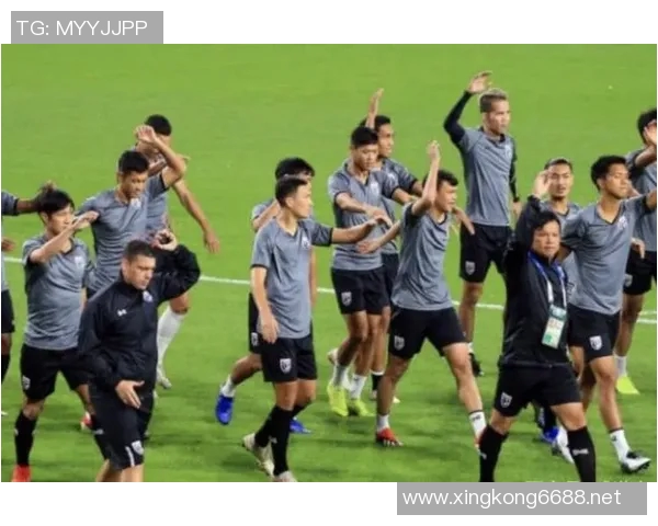 实时新闻上海羽毛球队区域防守策略解析及其在比赛中的应用探讨